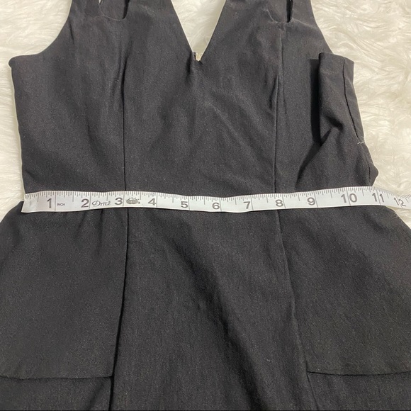 NASTY GAL Black Fitted Peplum Mini Dress - Picture 4 of 8